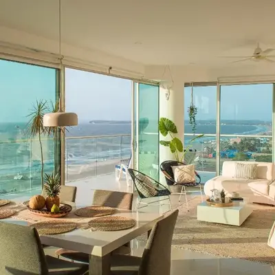 Condominio frente al mar con acceso directo a la playa Morros Epic.