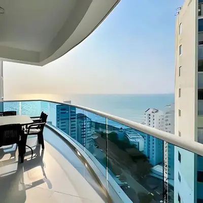 Apartamento 2 Dormitorios Laguito. Vista Mar