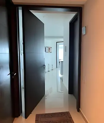 an open door leading to a hallway in a house at 2 dormitorios Morros. Vista Panorámica y salida Playa in Cartagena de Indias