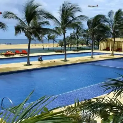 Apartamento con terraza Frente al Mar