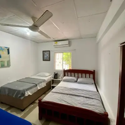 Habitación Multiple cerca de aeropuerto