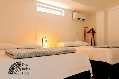 two beds sitting next to each other in a room at DES INDES CARTAGENA in Cartagena de Indias