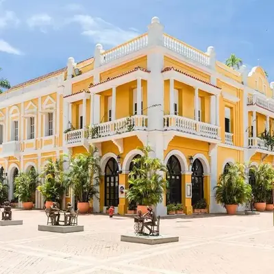 Casa en la mejor plaza de la ciudad vieja