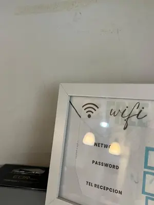 a picture of a box with a wifi sign at Apartamento con vista al mar Cartagena piscina in Cartagena de Indias