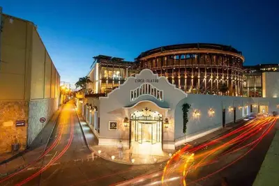 a building on a city street at night at Beautiful house en el centro in Cartagena de Indias