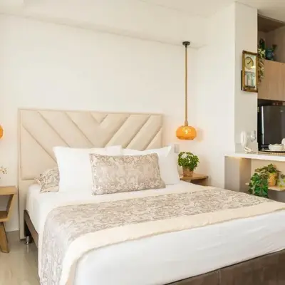 Suite VIP Frente al Mar | Piscinas y Puesta Sol CB715