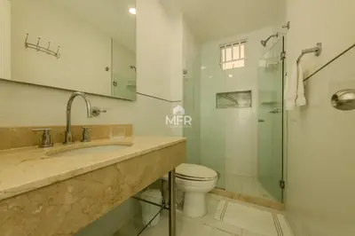 a bathroom with a sink and a toilet and a shower at Edificio Morros 3, Beachfront & 2 Bedrooms by Inmobiliaria MFR in Cartagena de Indias
