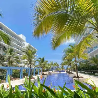 2BR Luxury Beachfront with Direct Beach Access