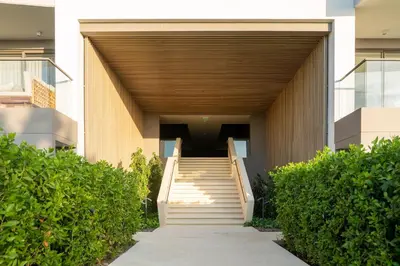 a staircase leading up to a building with a wooden ceiling at Loft con salida al mar en Cartagena in Cartagena de Indias