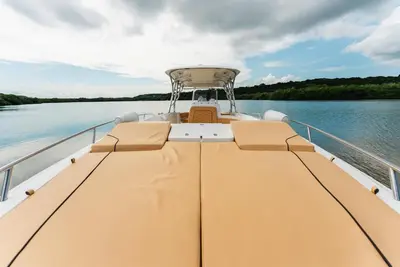 a view from the back of a boat on a body of water at Lancha Para 14 Personas - Cholon - Islas del Rosario - Cartagena in Cartagena de Indias
