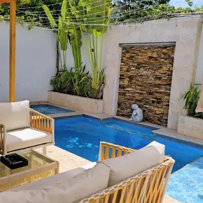 Spectacular Villa Near Walled City