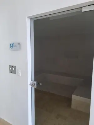 a sliding glass door in a room at Cartagena Bella Por Días in Cartagena de Indias
