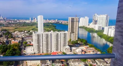a view of a city with a river and buildings at Hermoso apto, cerca al mar in Cartagena de Indias
