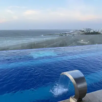 Hermoso apartamento moderno con vista al mar