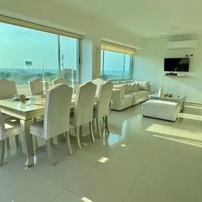 Luxury penthouse cerca al mar y centro historico