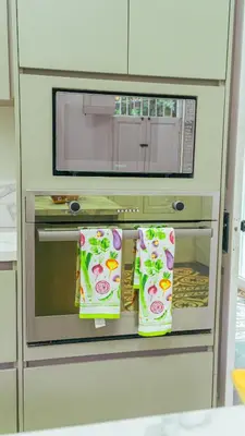 a microwave oven with some food inside of it at Casa Niza - Colonial house in Cartagena de Indias