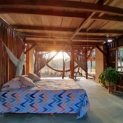 Casa Surya - Cabaña sostenible en la naturaleza