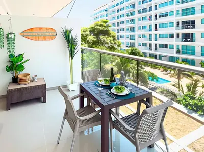a dining room with a balcony with a table and chairs at Morros Ultra 1 BR - Direct Sea View in Cartagena de Indias