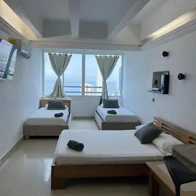 Lovely I bedroom with pool and views