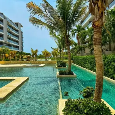 Spectacular Beachfront Apartment
