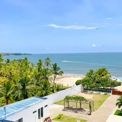 Magico Apartamento Frente al Mar 3 Habitaciones AR42