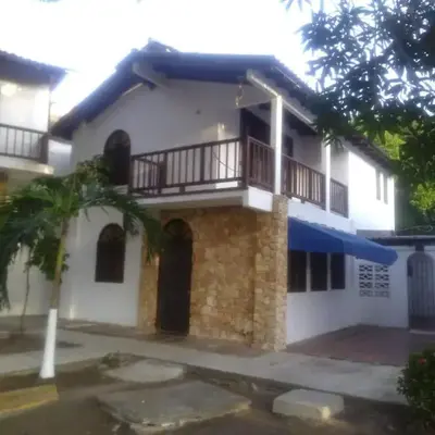 Victoria Real