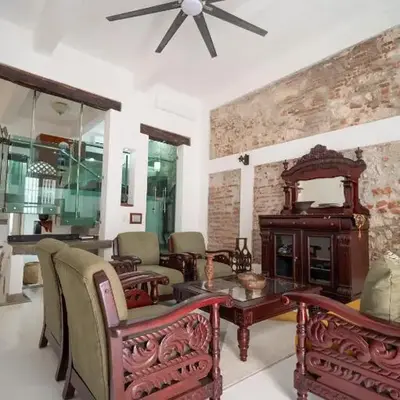 Alma Blanca - Colonial Loft in the Walled City