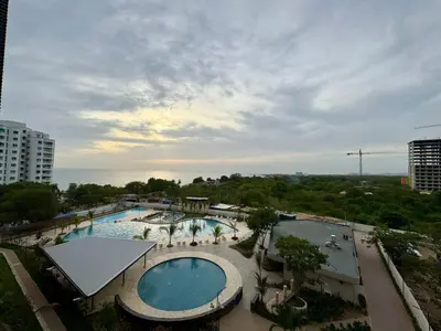 an overhead view of a pool at a resort at Apartamento familiar en Santa Marta con vista al mar y la Sierra in Santa Marta