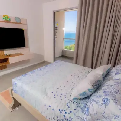 Apartamento con playa y piscina a 5 minutos del aeropuerto