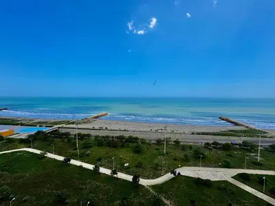 an aerial view of a beach and the ocean at Loft Vistas Mar. Crespo Piscina y Jacuzzi in Cartagena de Indias
