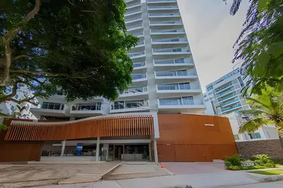 an apartment building with a large building at Exclusivo apartamento en Cielo Mar - Américas 609 in Cartagena de Indias