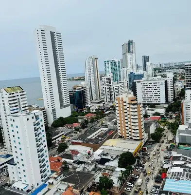 an aerial view of a city with tall buildings at Vista Preciosa desde el piso 23 Apartamento frente al mar in Cartagena de Indias