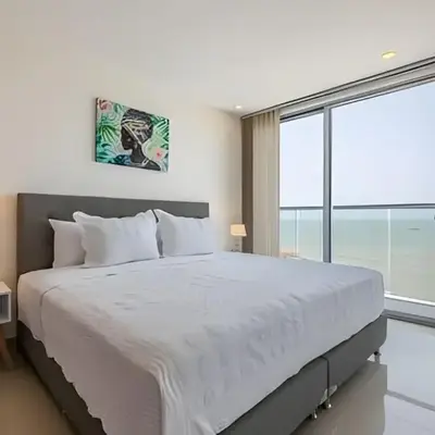 1004 Morros City - Spectacular 1 Bedroom Condo