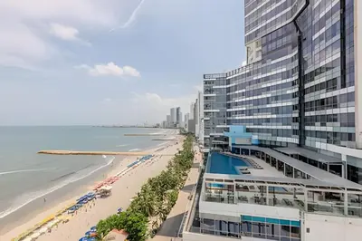 an aerial view of a beach and buildings at Espectacular Apto 3 Hab Palmetto Beach 1201 in Cartagena de Indias