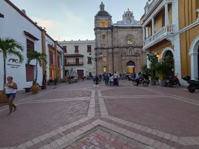 a city street with a clock tower and a building at Bizsar Mar 4 Piscinas Acceso privado playa BBQ privado in Cartagena de Indias