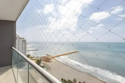 a view of the ocean from a balcony at Lujoso Apto de 2 habitaciones en piso 15 in Cartagena de Indias