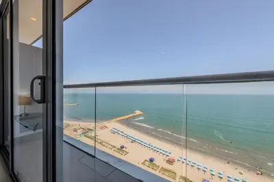 a view of the beach from a hotel room window at 1704 Morros City - Espectacular Apto en Bocagrande in Cartagena de Indias