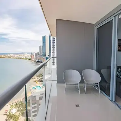 Espectacular Apto Piso 21 de 2 Hab - Morros City