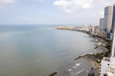 an aerial view of a beach in a city at Espectacular Apto de 2 Hab en Piso 27-Morros City in Cartagena de Indias