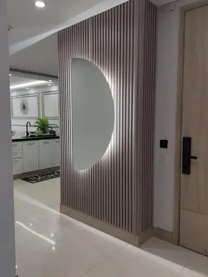 a room with a large mirror on the wall at Apartamento en Palmetto sunset frente al mar piso 20 in Cartagena de Indias
