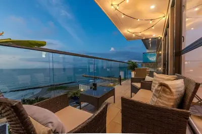a balcony with a view of the ocean at Murano Centro/Nuevo, Moderno/Vista al Mar /Piscina in Cartagena de Indias