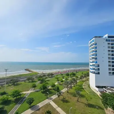 Apartasuit Resort CTG Beach con vista al mar- central 5 min aeropuerto