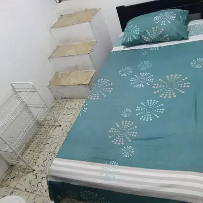 Habitación con medio baño en el barrio ciudad jardín Barranquilla