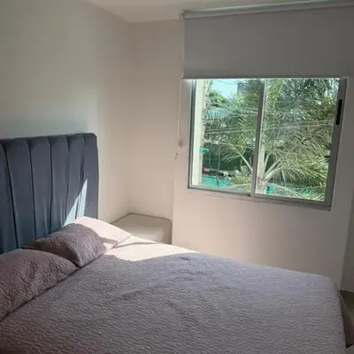 Edificio cerca a la playa