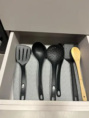 a drawer with spatulas and utensils in it at Loft cerca a la playa en Santa Marta Wi-Fi- Santa Marina in Santa Marta
