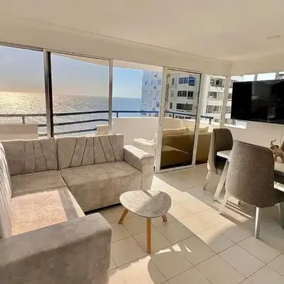 Apartamento Marina del Rey 1101