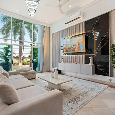 10BR Mansion Beachfront w Pool and Disco