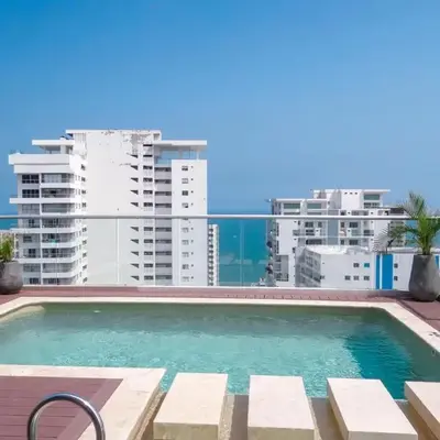 Apto chic con AC 3 hab 2 baños cerca al Mar