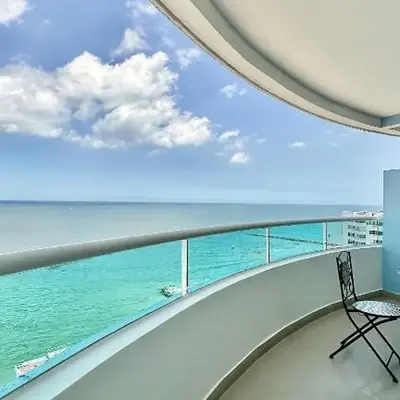 Vive al estilo Cartagenero frente al mar y al lago