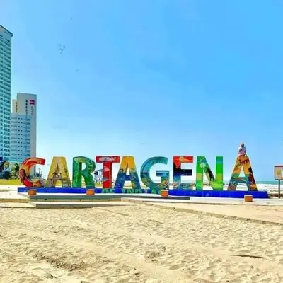 Apartamento 3 Habitaciones con Piscina cerca de las Playas de Cartagena